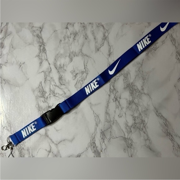Blue Nike lanyard - Picture 1 of 2